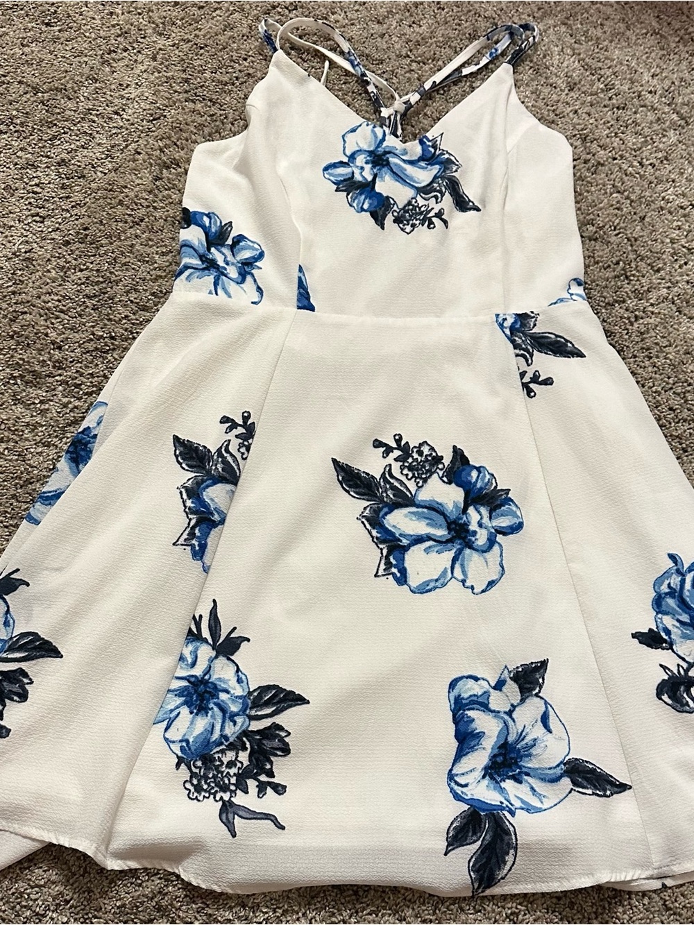 Onetheland White and Blue Floral Lace-Up Back Skater Dress - Size Medium
